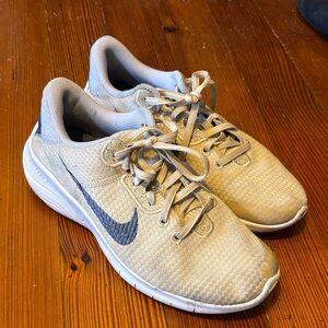 Nike Women’s Beige and Navy Athletic Shoes